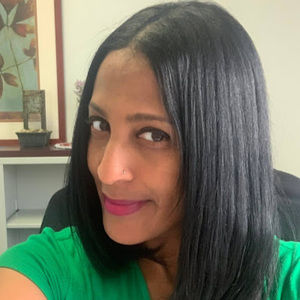 Meet your Posher, Stacy m.